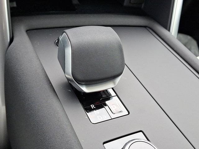 new 2025 Land Rover Discovery car, priced at $71,353