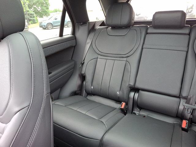 new 2025 Land Rover Range Rover Sport car, priced at $123,270