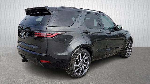 new 2024 Land Rover Discovery car, priced at $80,985