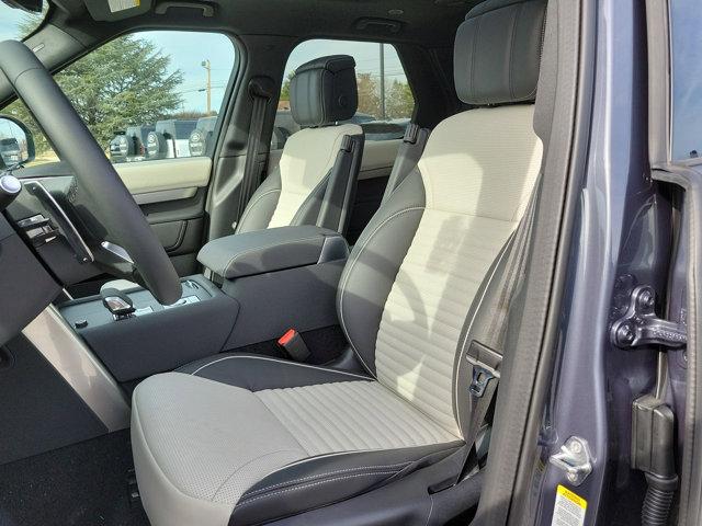 new 2024 Land Rover Discovery car, priced at $80,925