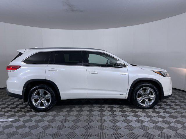 used 2017 Toyota Highlander Hybrid car, priced at $17,300