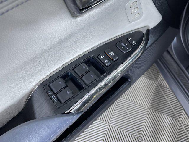 used 2014 Toyota Avalon Hybrid car, priced at $15,100