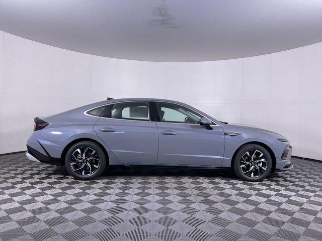 new 2025 Hyundai Sonata car, priced at $30,428