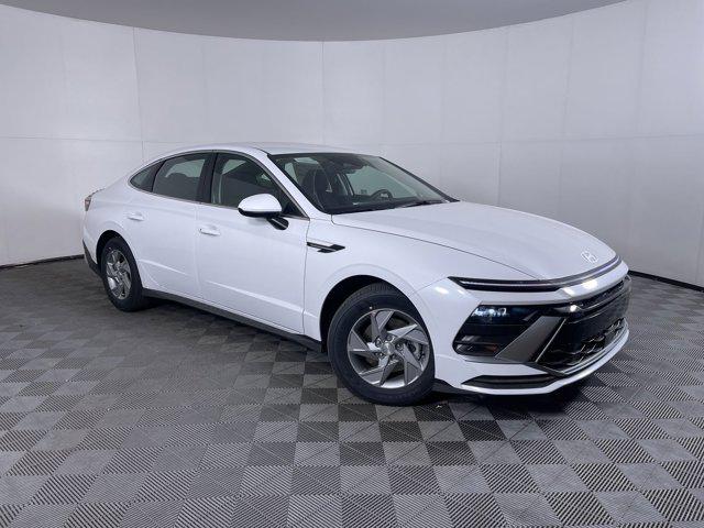 new 2025 Hyundai Sonata car, priced at $27,605