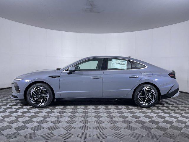 new 2025 Hyundai Sonata car, priced at $31,810