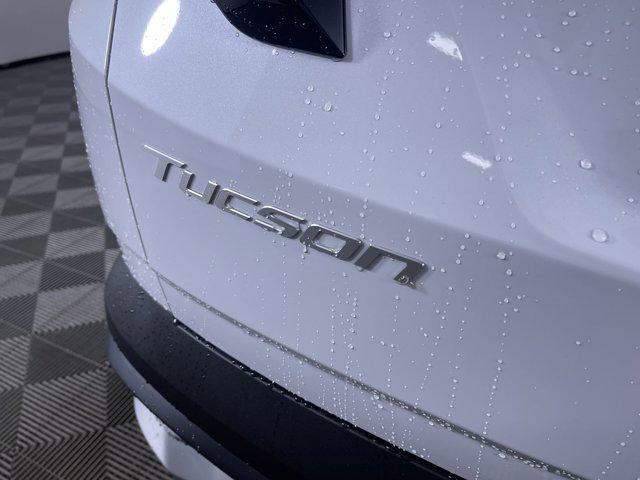 new 2025 Hyundai TUCSON Hybrid car, priced at $36,850