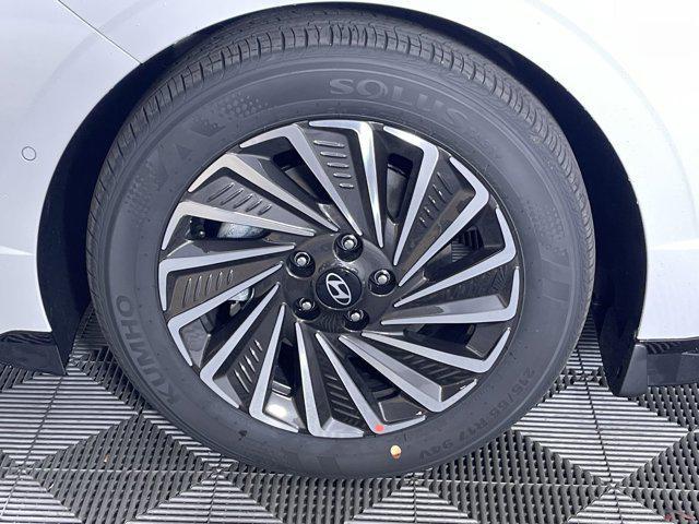 new 2025 Hyundai Sonata Hybrid car, priced at $39,098