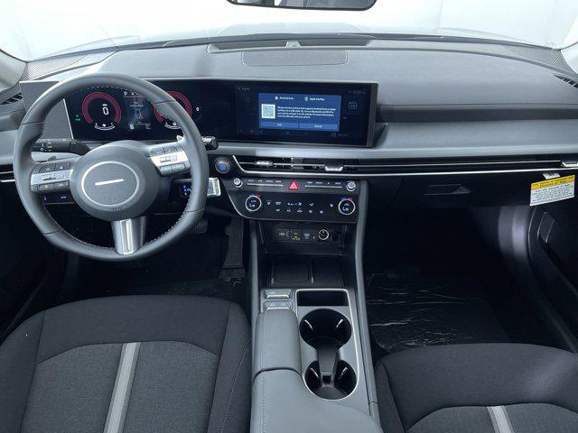 new 2025 Hyundai Sonata Hybrid car, priced at $32,372
