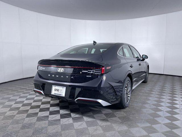 new 2025 Hyundai Sonata Hybrid car, priced at $32,372