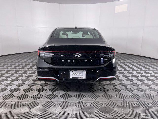 new 2024 Hyundai Sonata car, priced at $29,650