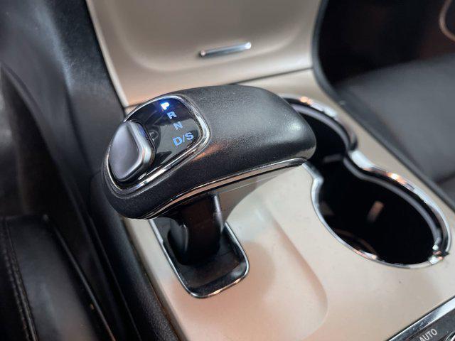 used 2015 Jeep Grand Cherokee car, priced at $14,900