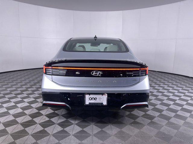 new 2024 Hyundai Sonata car, priced at $29,120