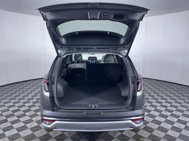 new 2026 Hyundai TUCSON Hybrid car, priced at $44,230