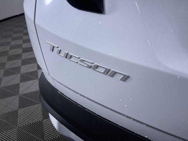 new 2025 Hyundai TUCSON Hybrid car, priced at $36,415
