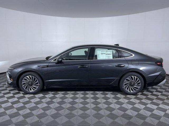 new 2025 Hyundai Sonata Hybrid car, priced at $32,548