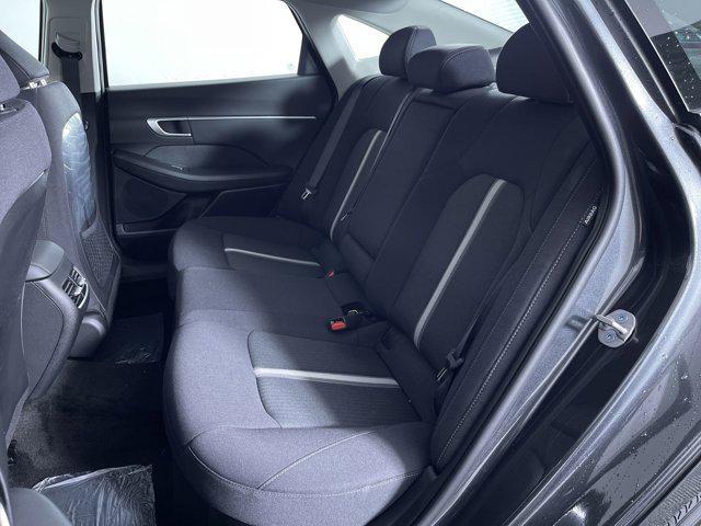 new 2025 Hyundai Sonata Hybrid car, priced at $32,548