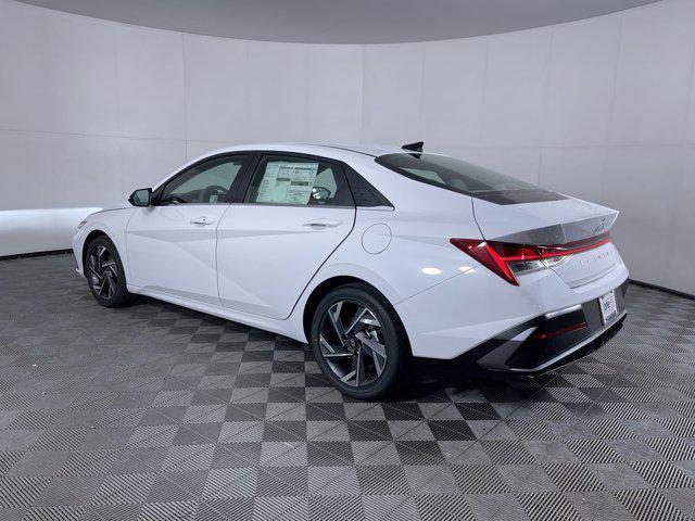 new 2025 Hyundai Elantra car, priced at $27,336