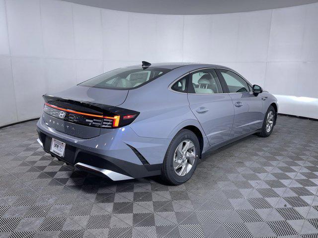 new 2025 Hyundai Sonata car, priced at $27,665