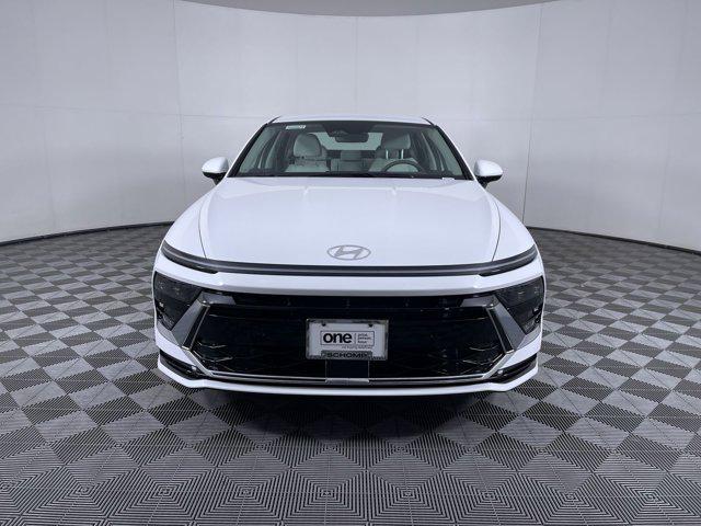 new 2025 Hyundai Sonata Hybrid car, priced at $32,809