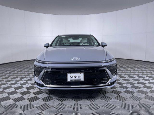 new 2025 Hyundai Sonata car, priced at $30,260
