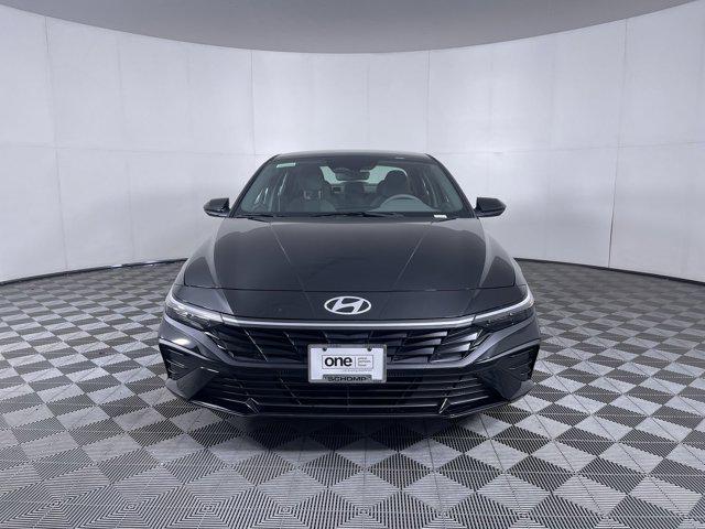 new 2025 Hyundai Elantra car, priced at $25,115