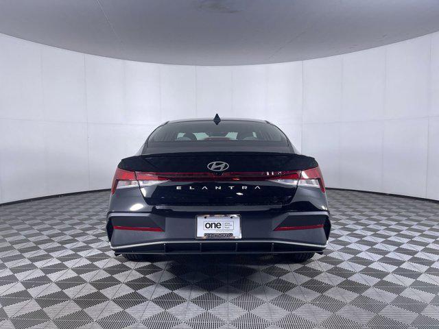 new 2025 Hyundai Elantra car, priced at $25,115