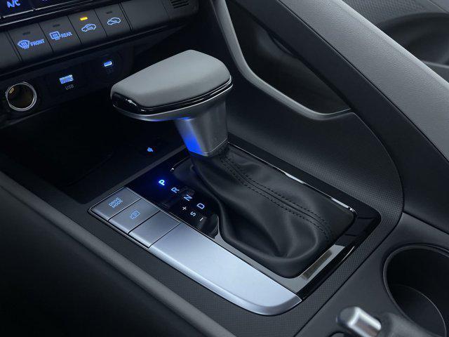 new 2025 Hyundai Elantra car, priced at $25,115