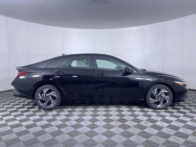 new 2025 Hyundai Elantra car, priced at $25,115