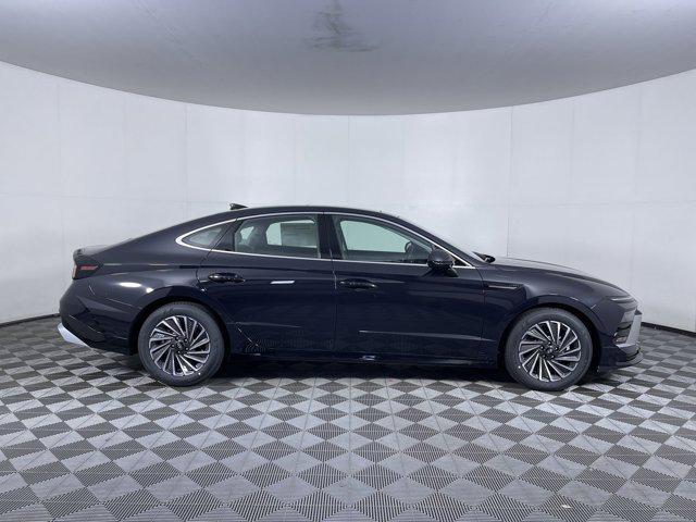 new 2026 Hyundai Sonata Hybrid car, priced at $32,950