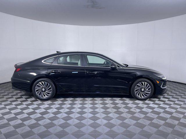 used 2023 Hyundai Sonata Hybrid car, priced at $27,298