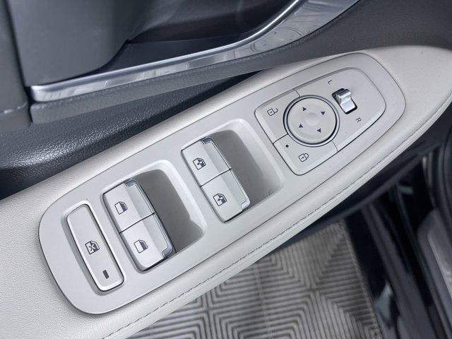 used 2023 Hyundai Sonata Hybrid car, priced at $27,298