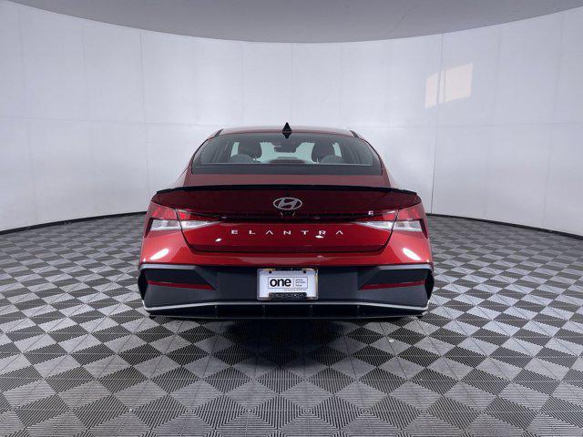 new 2025 Hyundai Elantra car, priced at $24,937
