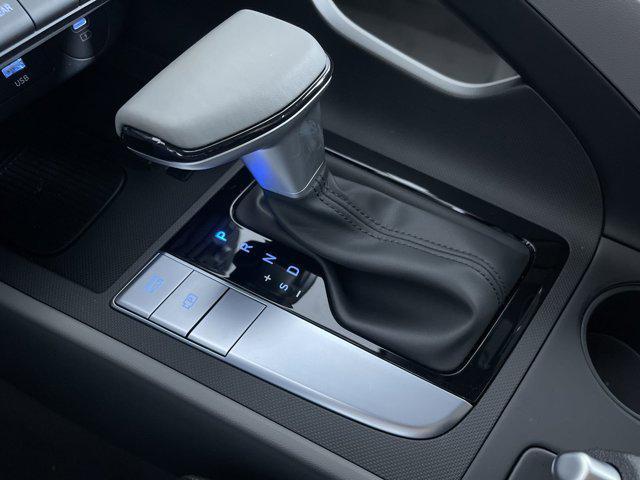 new 2025 Hyundai Elantra car, priced at $24,937