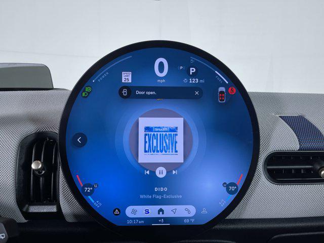 used 2025 MINI Hardtop car, priced at $30,548