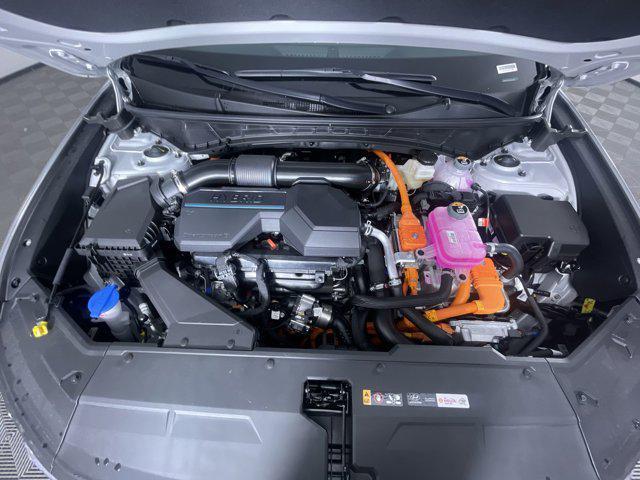 new 2025 Hyundai TUCSON Hybrid car, priced at $36,739