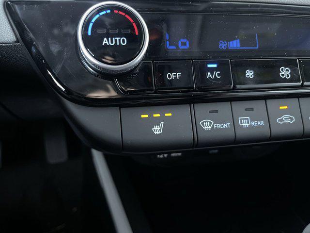 new 2025 Hyundai Elantra car, priced at $27,898