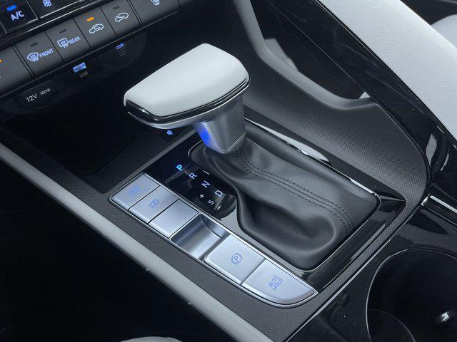 new 2025 Hyundai Elantra car, priced at $27,898