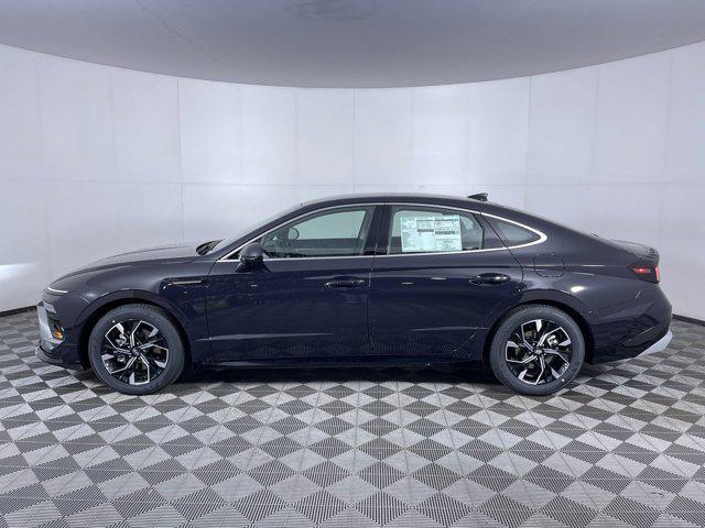 new 2025 Hyundai Sonata car, priced at $30,371