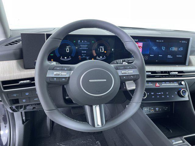 new 2025 Hyundai Sonata Hybrid car, priced at $32,372
