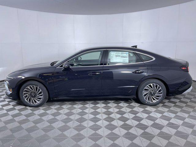 new 2025 Hyundai Sonata Hybrid car, priced at $32,372