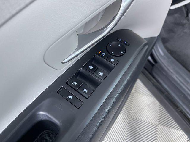 used 2025 Hyundai TUCSON Hybrid car, priced at $32,060