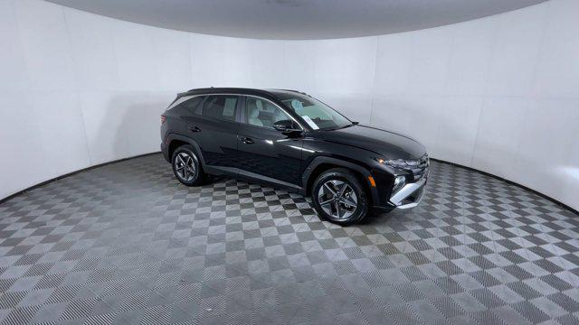 used 2025 Hyundai TUCSON Hybrid car, priced at $32,060