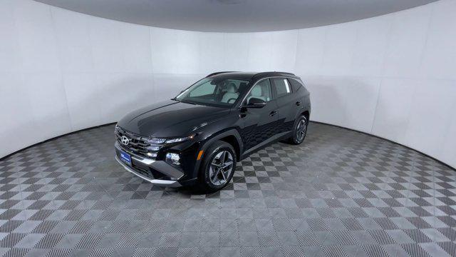 used 2025 Hyundai TUCSON Hybrid car, priced at $32,060