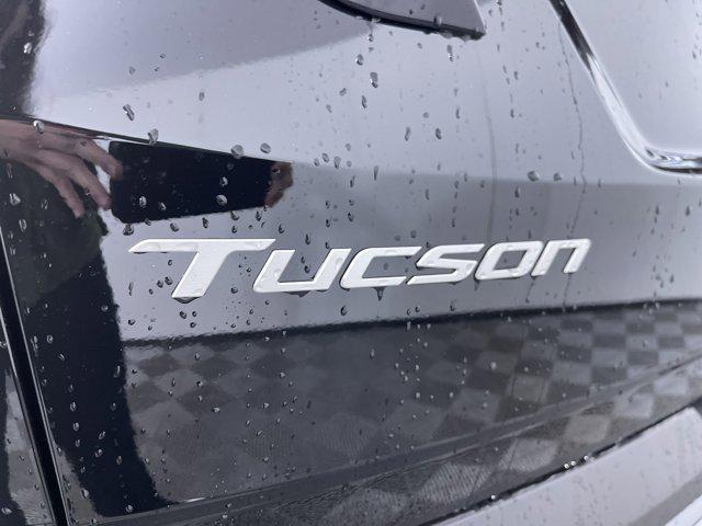 new 2025 Hyundai Tucson Hybrid car, priced at $37,100