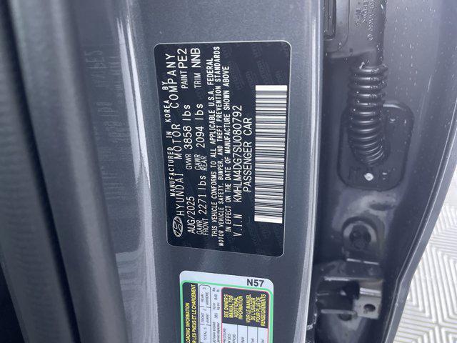 new 2025 Hyundai Elantra car, priced at $24,100