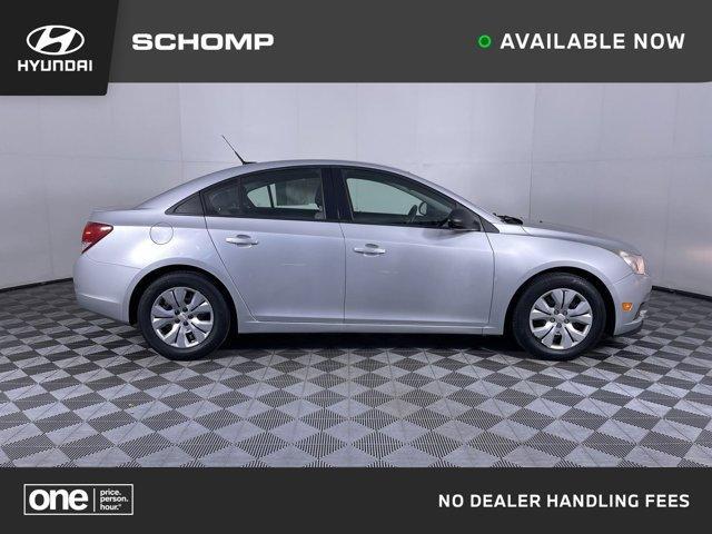 used 2013 Chevrolet Cruze car, priced at $8,700