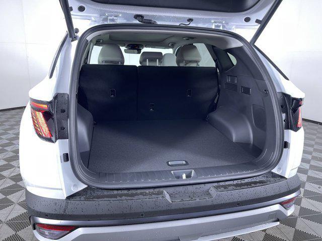 new 2025 Hyundai TUCSON Hybrid car, priced at $42,921