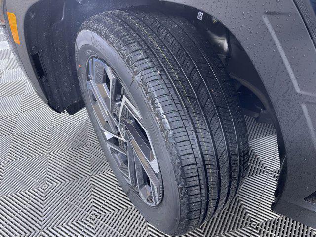 new 2025 Hyundai TUCSON Hybrid car, priced at $41,850