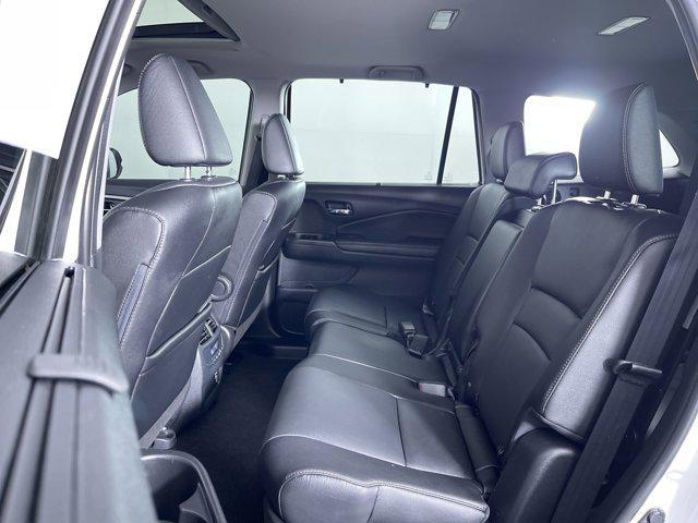 used 2022 Honda Pilot car, priced at $33,987