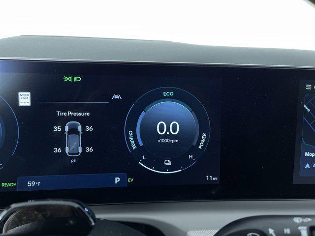 new 2025 Hyundai TUCSON Hybrid car, priced at $42,305